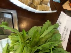 -亿诣蝎府炸酱面羊蝎子火锅(酷车小镇店)