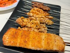 -嗨辣小聚·盘锦河蟹·海鲜烧烤龙虾(盘锦十年好店)
