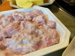 滑肉-化龙桥九宫格火锅(清水河店)