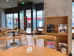大堂-星巴克(南昌西湖万达店)