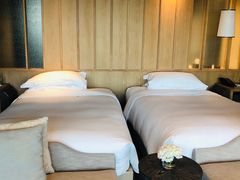 -瑰丽酒店·海吧·天际下午茶·现场DJ·天台酒吧
