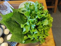 -青古韩式炭火烤肉店