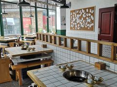 -瓜西西重庆火锅(花溪店)