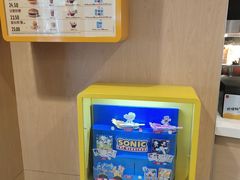 -麦当劳(美林湖店)