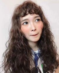 -变画·发型STUDIO