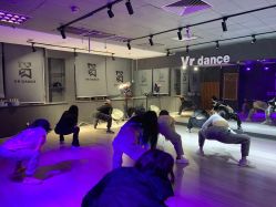 -Vr Dance舞蹈工作室