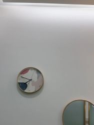 -苗医生专业祛痘·皮肤管理