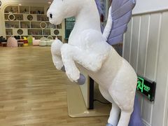 -龙格亲子游泳俱乐部(泊富中心)