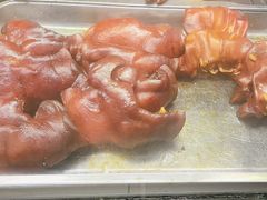 -老鼎万春卤菜(五代传承创始老店)