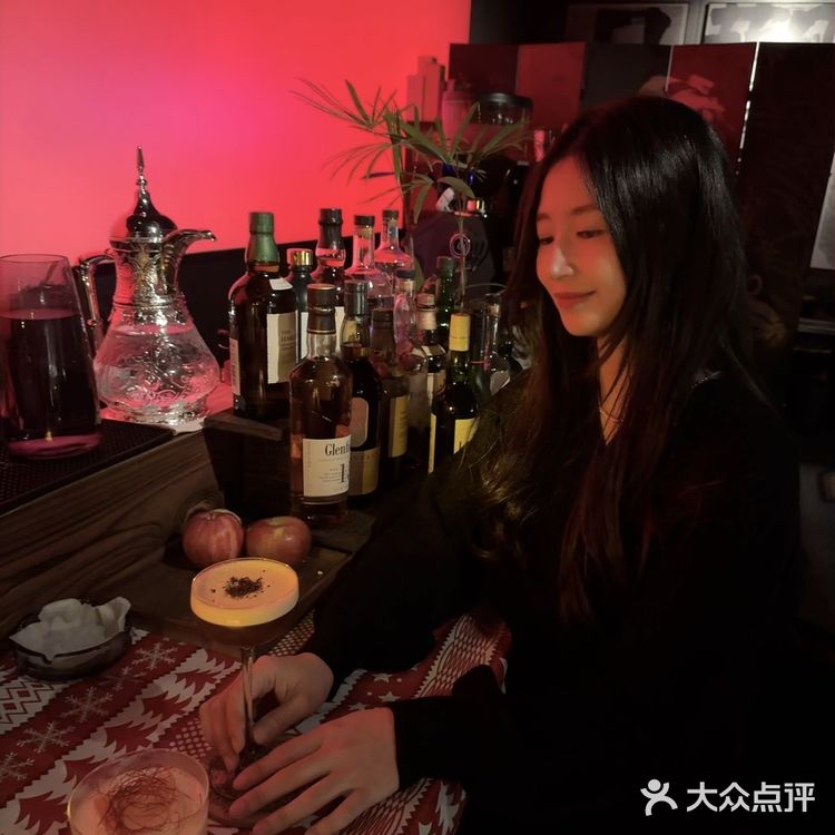 福州｜藏在华润万象楼下的氛围小酒馆