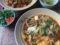 -方铲铲·成都板凳面(滨江银泰店)