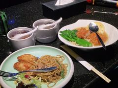 -K+全国连锁KTV(绿地缤纷天地店)