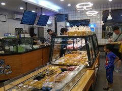 面包甜点陈列柜-优品颂烘焙咖啡(南山店)