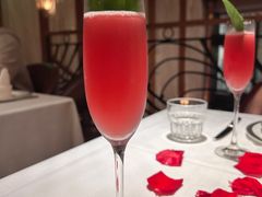 -Mogul Eatery·大亨餐酒馆