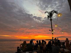 -Sunset Bar(丹绒亚路香格里拉店)