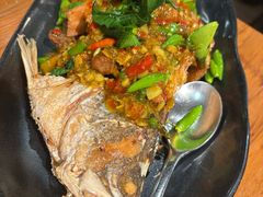 -Kub Kao Kub Pla (Terminal21)