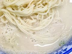 -雪琴面馆富安特色鱼汤面(城中花园店)