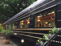 -火车头法国西餐厅