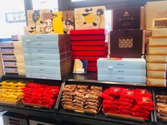 -皇冠幸福里动物奶油生日蛋糕(万达店)