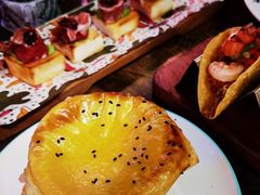 -Famous肥猫墨西哥音乐餐吧(五棵松华熙LIVE店)