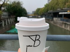 -LAB COFFEE 来杯咖啡(夏都小镇店)