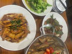 -李东农庄(中南百草园地标店)