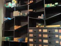 -逃脱反斗城沉浸剧情密室(阳光新业中心店)