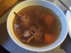 例汤-甜甜咖啡屋