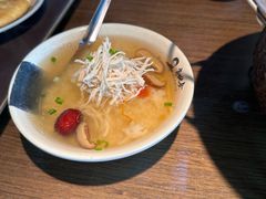 -肖四女乐山跷脚牛肉(南汇大学城生活广场店)