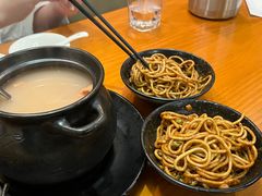 -莲餐厅·湖北菜·潜江小龙虾店(愚园路店)