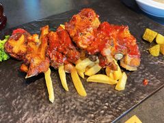 秘制猪肋排配薯条-Supine Bistro溯泮餐厅