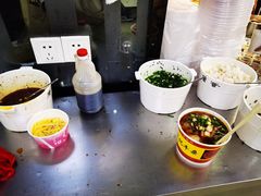 -江三王记牛杂馆(总店)