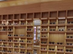 -宝丽眼镜(湖墅店)