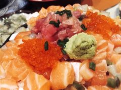 三文鱼火山丼-魔丼屋(日月光店)
