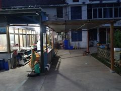 -小六农家乐(崇明西沙湿地店)