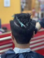 -Devilhands Barbershop男士理容店