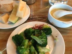 -羽深肉铺 Steak & Wine