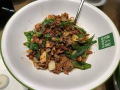 -费大厨辣椒炒肉(万家丽一店)