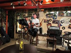 -南锣鼓巷吉他吧(鼓楼店)