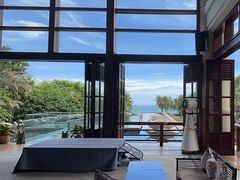 -亚龙湾喜来登·美景台大堂吧