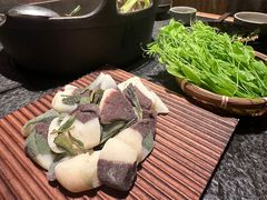 -三出山火锅(南京万象天地店)