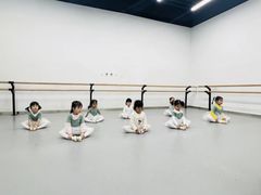 -快乐琴弦音乐舞蹈艺术教育中心(马连道校区)