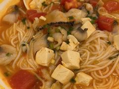 -粉小主·贵州酸汤牛肉粉(南京仙林金鹰店)