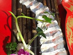 巴沙鱼-巴九门老火锅(来福士打望店)