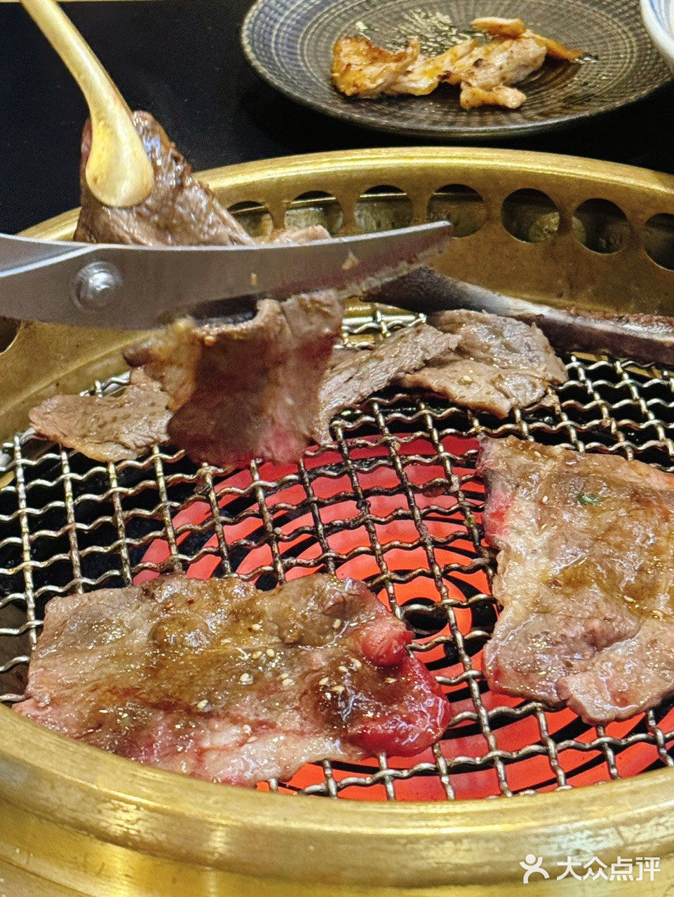 来上海怎么能不吃这家干式熟成烤肉餐厅！
