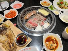 -木槿花韩式炭烤·熟成肉工坊(孙文东路店)