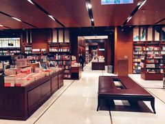 -诚品(信义店)