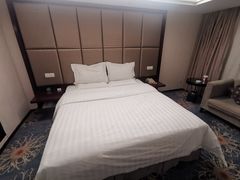 大床房-郑州粤海酒店(郑州二七广场店)