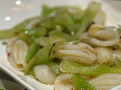 西芹炒鲜鱿-荟廷·晶萃(陆家嘴尚悦湾店)