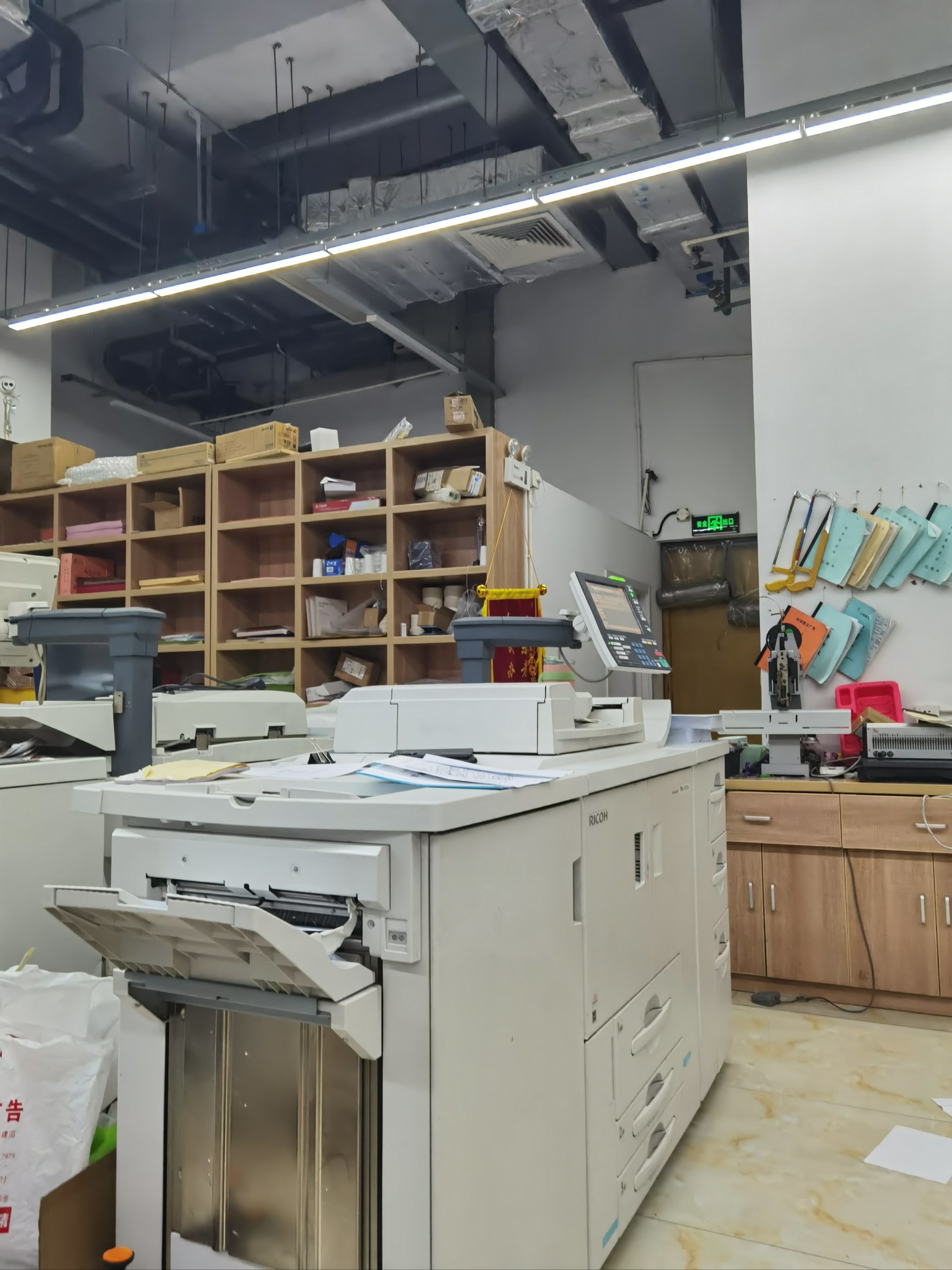 效率超高的打印店,晚上营业到10点